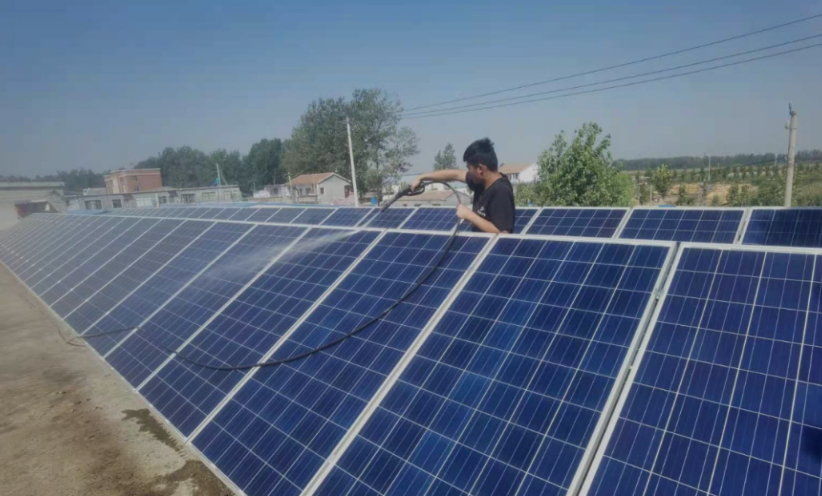 “保姆式”托管后村里的光伏電站發(fā)電量更大(圖1)